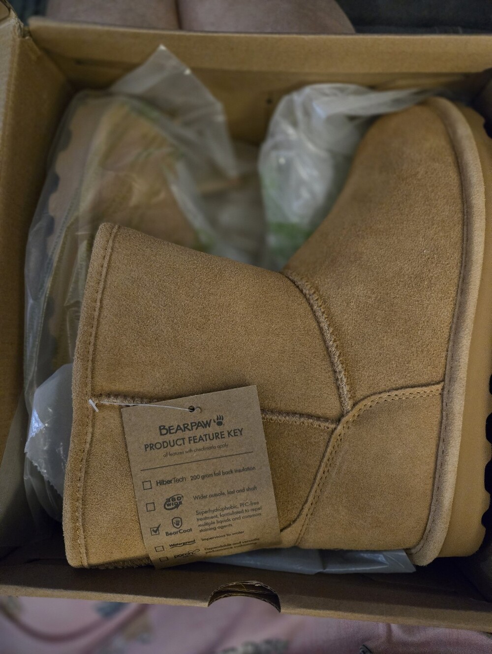 BearPaw Women’s Iced Coffee Elle Youth Suede Cozy Winter Boots, Womens 5, New